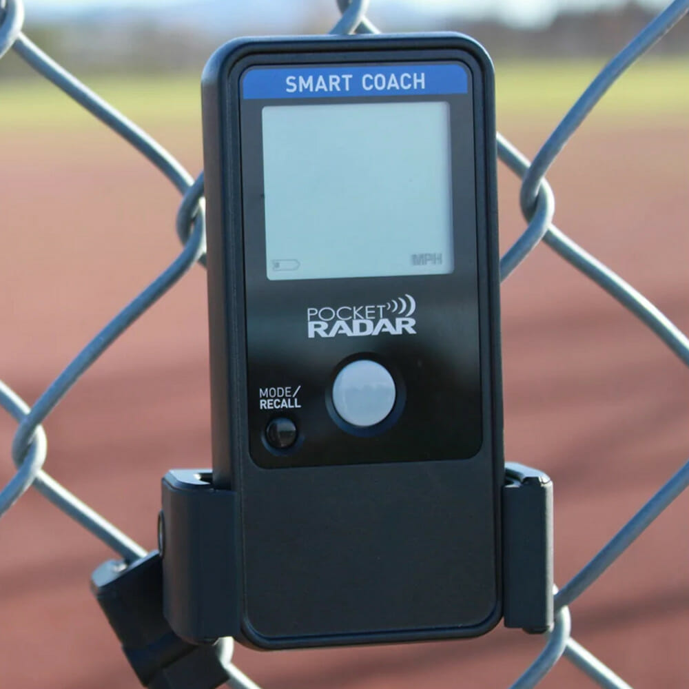 smart-coach-pocket-radar-universal-mount-zaun Smart Coach Pocket Radar Universal Mount an Zaun